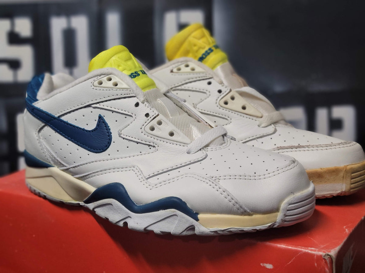 1991 Nike Air Cross Trainer IV White/Marina Vintage Shoes 137001
