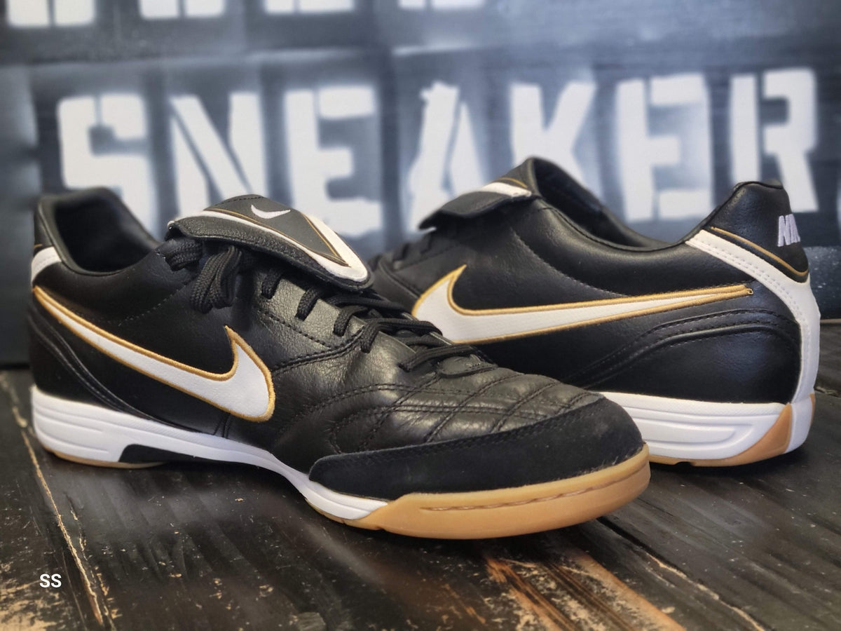 2010 Nike Tiempo Mystic III IC Black/Gold Futsal Soccer