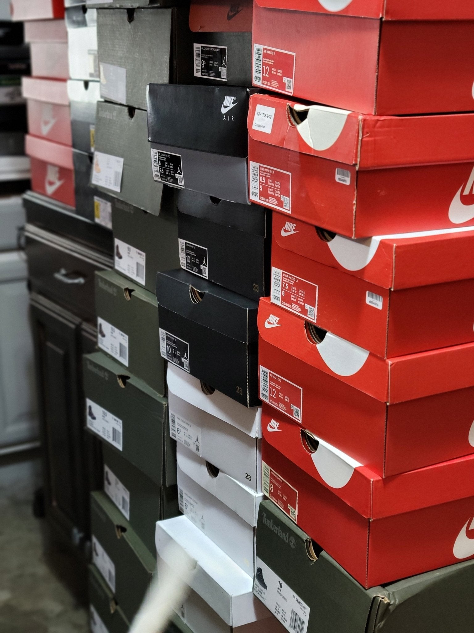 Sell your new or pre-own sneakers to SoldSneaker in South Brunswick, New Jersey