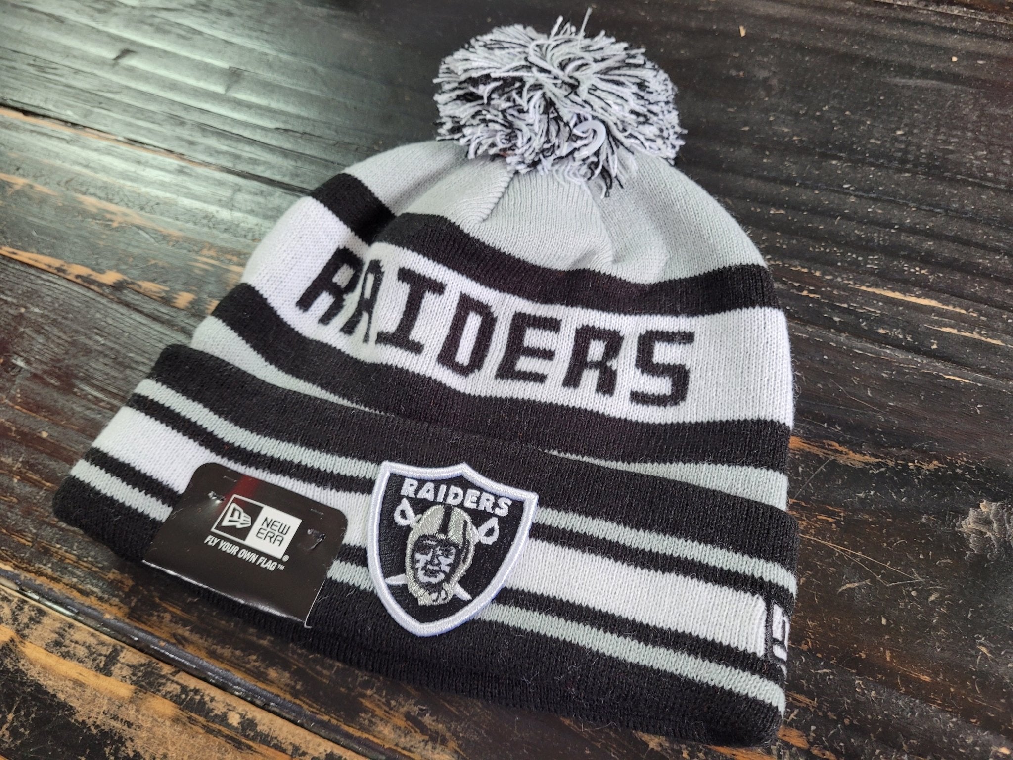 NFL Raiders Jake Cuff Beanie Hat by New Era